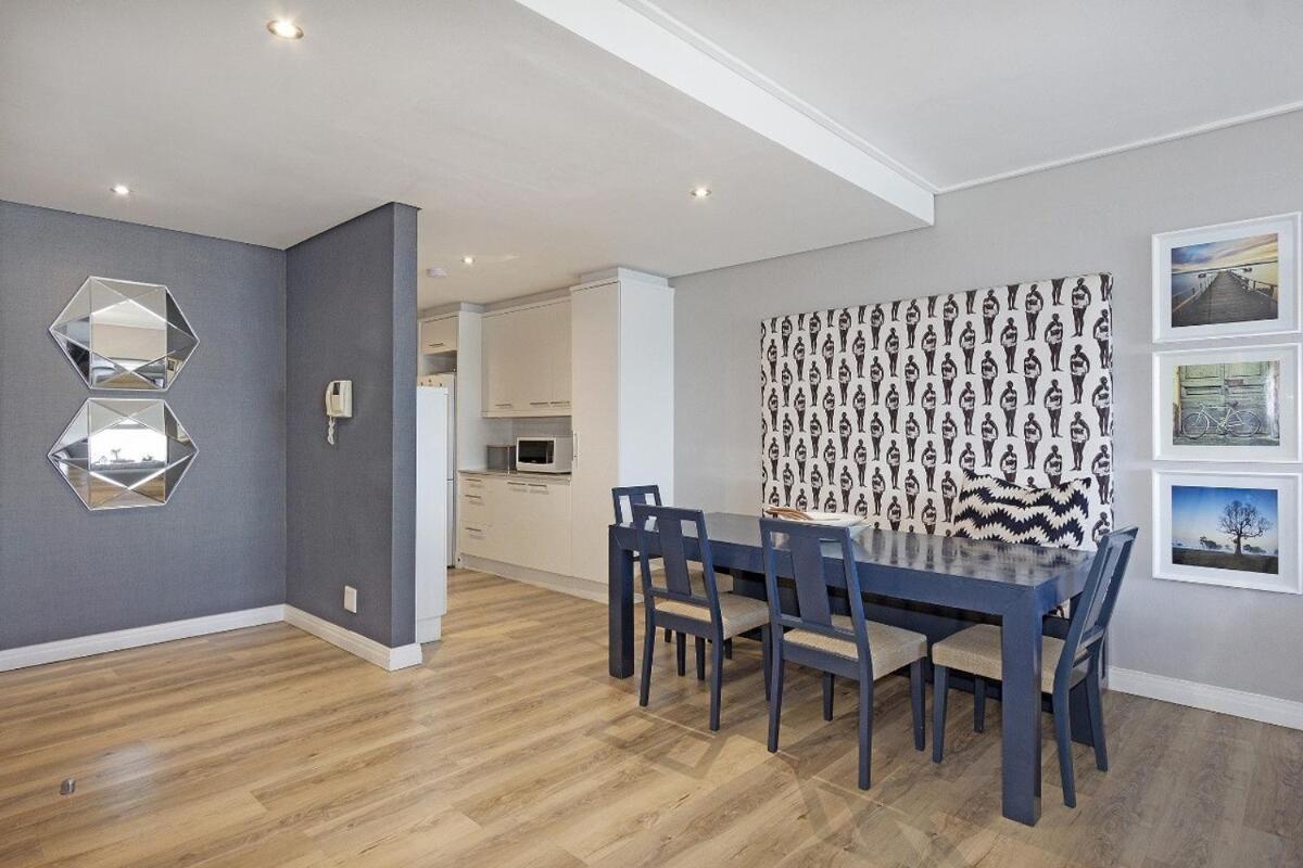 Luxe 2 Bedroom Clifton Oasis Apartment Cape Town