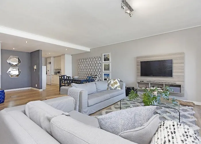 Luxe 2 Bedroom Clifton Oasis