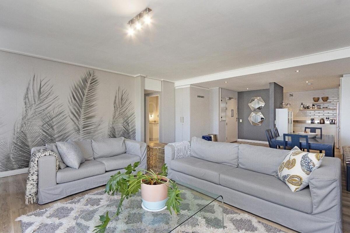 Luxe 2 Bedroom Clifton Oasis Apartment